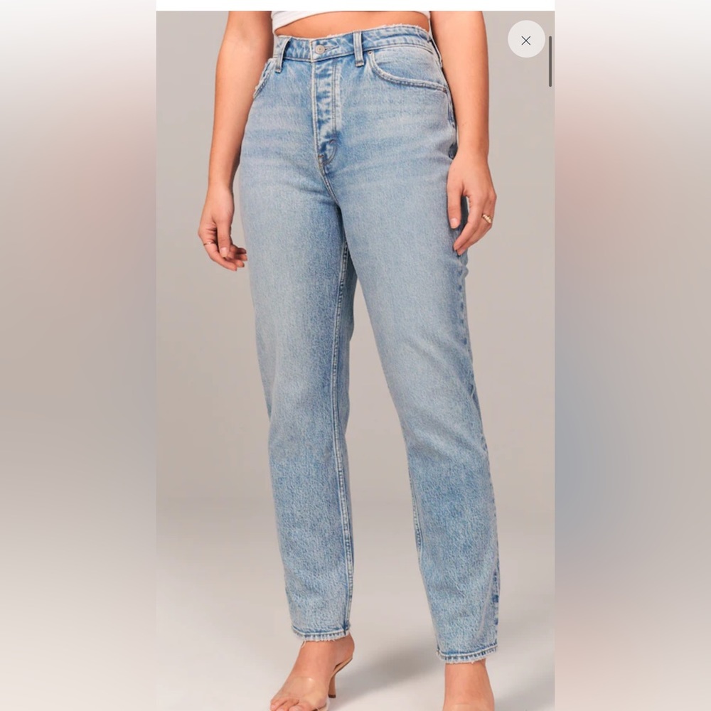 Abercrombie Light Wash Curve Love High Rise Dad Jean